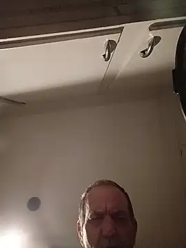 Hotbodyscottie online show from January 9, 2026, 9:49 am