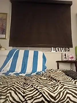 Snapshot of Hotbodyscottie chatting on December 17, 2025, 10:31 am Hotbodyscottie online show from December 17, 2025, 10:31 am