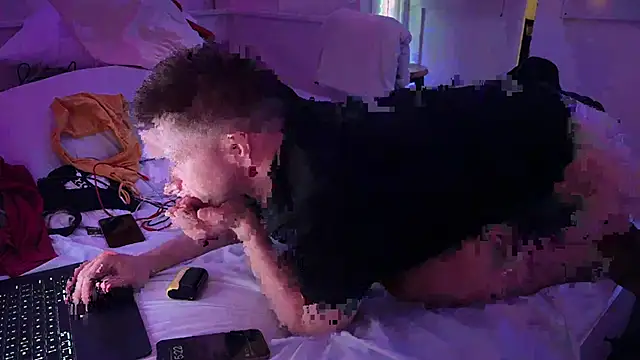 CupidZass online show from January 17, 2026, 10:24 pm