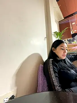 Snapshot of Sol_Miller chatting on September 19, 2025, 12:25 am Sol Miller online show from September 19, 2025, 12:25 am