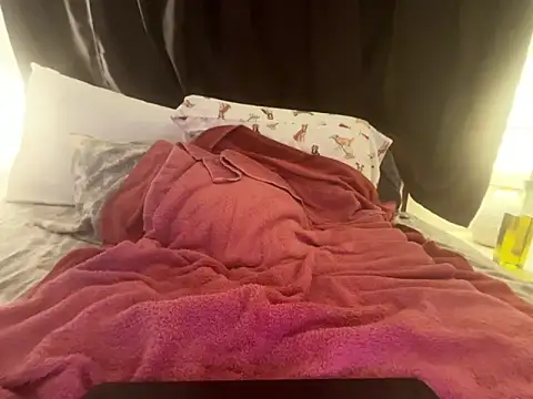 Snapshot of sclax38 chatting on March 15, 2026, 10:11 am sclax38 online show from March 15, 2026, 10:11 am