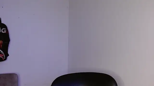 king  Black online show from December 23, 2025, 7:18 am