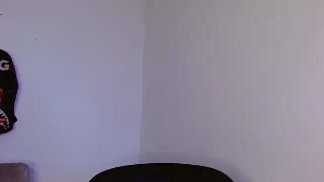 king  Black online show from November 18, 2025, 10:40 am