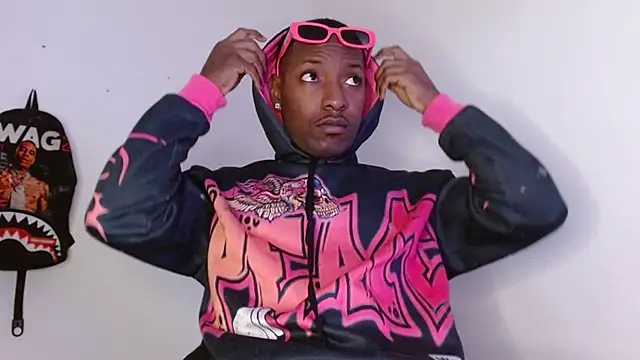 king  Black online show from November 22, 2025, 2:27 pm