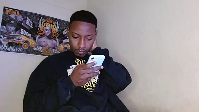 king  Black online show from October 5, 2025, 11:23 am