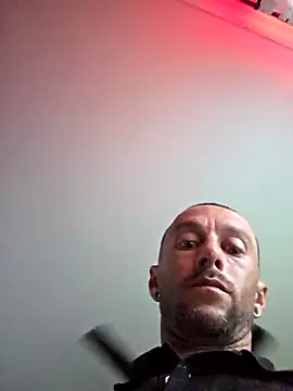 Snapshot of Twin2222 chatting on November 15, 2025, 10:36 pm Twin2222 online show from November 15, 2025, 10:36 pm