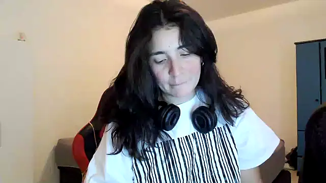 Snapshot of samantha_s69 chatting on January 29, 2025, 12:35 pm samantha s69 online show from January 29, 2025, 12:35 pm