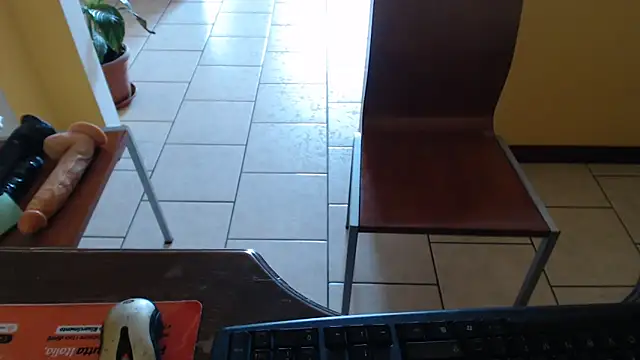 Snapshot of 69porcellone69 chatting on February 13, 2025, 8:59 am 69porcellone69 online show from February 13, 2025, 8:59 am