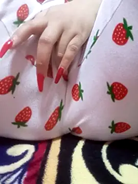 Bombamom online show from April 18, 2026, 11:01 am