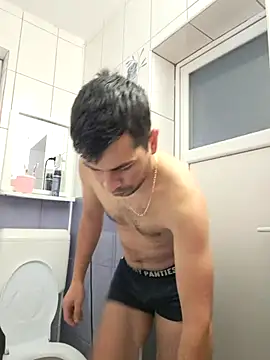 Snapshot of hornny1995 chatting on January 13, 2026, 9:13 am hornny1995 online show from January 13, 2026, 9:13 am