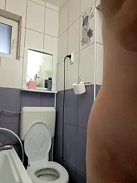 Snapshot of hornny1995 chatting on February 9, 2026, 9:29 am hornny1995 online show from February 9, 2026, 9:29 am