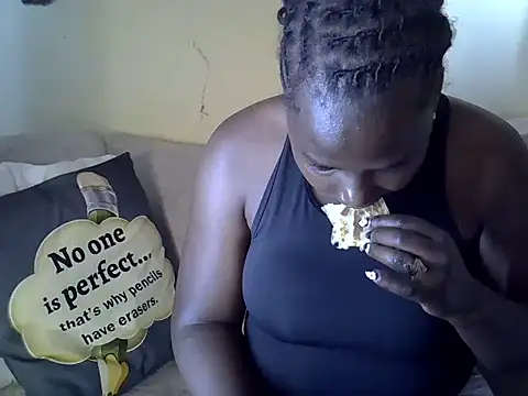 Snapshot of Sweetreena chatting on November 29, 2025, 5:29 am Sweetreena online show from November 29, 2025, 5:29 am