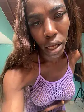 Snapshot of Richchocolatesweet_ chatting on March 21, 2025, 4:40 pm Richchocolatesweet online show from March 21, 2025, 4:40 pm