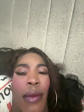 Snapshot of Richchocolatesweet_ chatting on January 10, 2026, 11:22 pm Richchocolatesweet online show from January 10, 2026, 11:22 pm