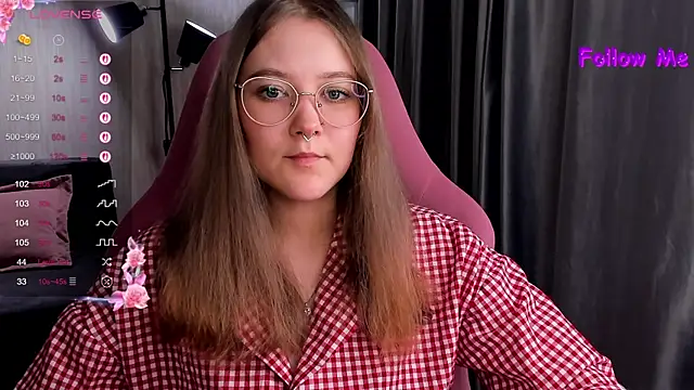 Snapshot of bunny_bubble chatting on November 1, 2025, 11:53 pm bunny bubble online show from November 1, 2025, 11:53 pm