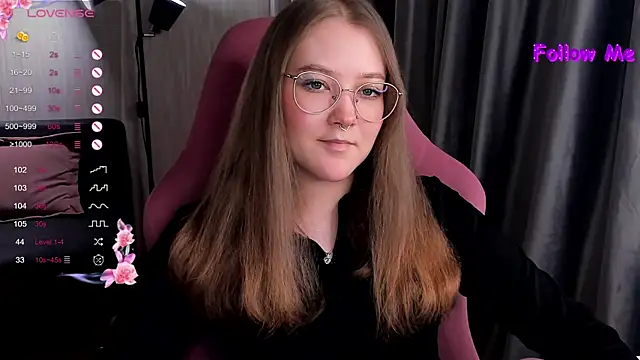 Snapshot of bunny_bubble chatting on November 28, 2025, 10:32 pm bunny bubble online show from November 28, 2025, 10:32 pm