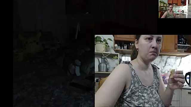 Sakura Green online show from November 25, 2025, 4:13 am