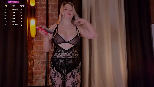 Snapshot of helen_frogg chatting on November 28, 2025, 7:47 pm helen frogg online show from November 28, 2025, 7:47 pm