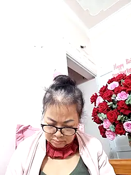 Hotestlove online show from February 3, 2026, 1:49 am