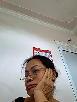 Snapshot of Hotestlove chatting on September 9, 2025, 6:34 am Hotestlove online show from September 9, 2025, 6:34 am