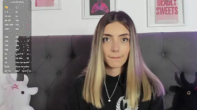 IsadoraGalle  online show from February 28, 2026, 10:09 pm