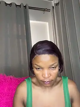 slimcateee online show from June 12, 2026, 6:33 am