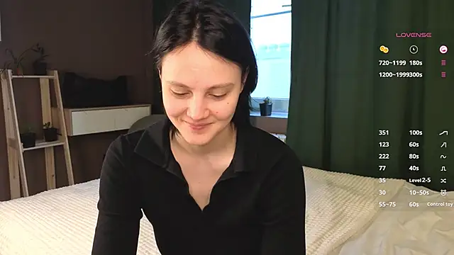 MaryCoopeer online show from October 27, 2025, 5:08 am