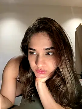 CuteeRose online show from December 5, 2025, 8:17 pm