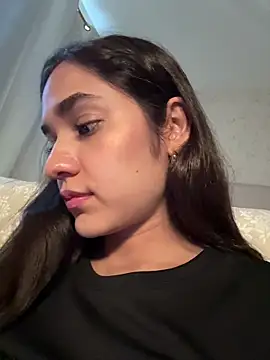 CuteeRose online show from March 13, 2026, 8:14 pm