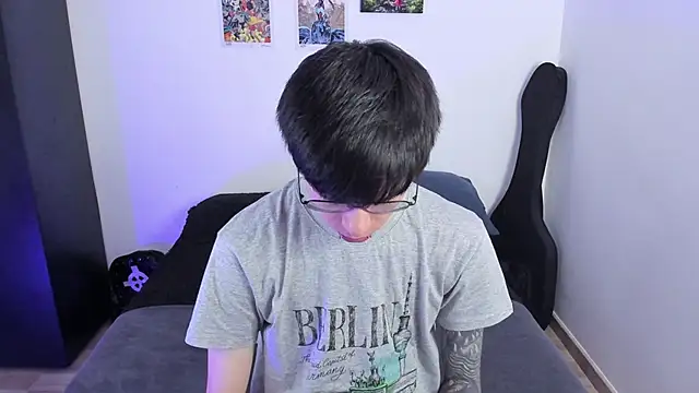 Aventure Twinks online show from October 3, 2025, 4:52 pm