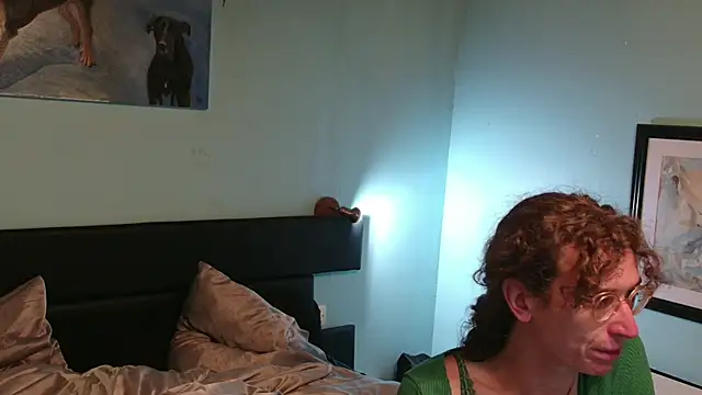 Prxscillia Tx online show from April 15, 2026, 7:58 pm