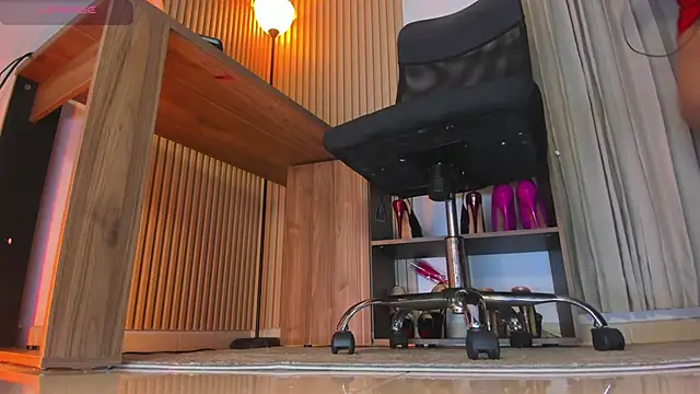 Snapshot of zultanalambert chatting on January 9, 2026, 10:44 am zultanalambert online show from January 9, 2026, 10:44 am