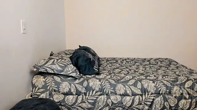 nina pons online show from November 19, 2025, 7:36 pm