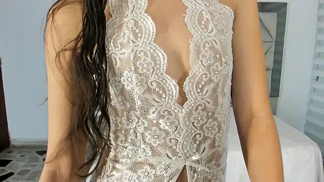 nina pons online show from October 29, 2025, 10:42 pm