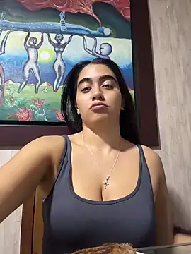 Snapshot of ZarahEvans chatting on March 12, 2026, 11:20 pm ZarahEvans online show from March 12, 2026, 11:20 pm