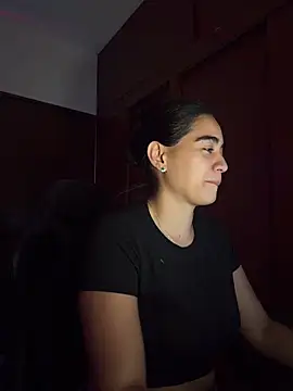 Snapshot of ZarahEvans chatting on March 10, 2026, 12:25 am ZarahEvans online show from March 10, 2026, 12:25 am