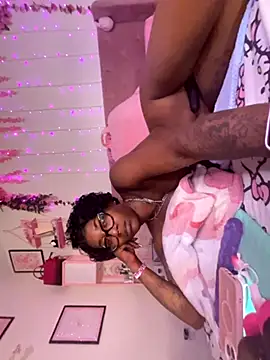 VixenCapri online show from October 28, 2025, 9:08 am