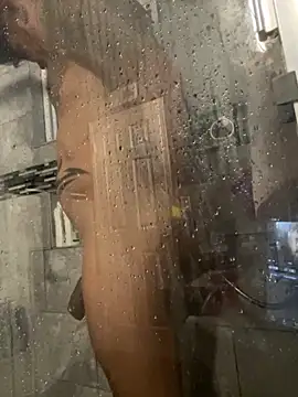 RoodoggXL online show from November 25, 2025, 12:55 am