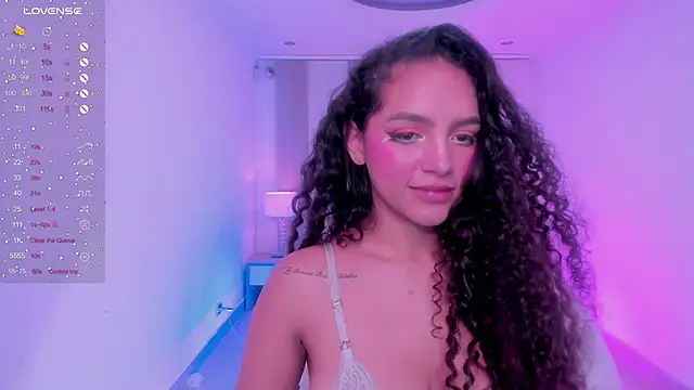 anahi curlie1 online show from February 11, 2025, 9:52 am