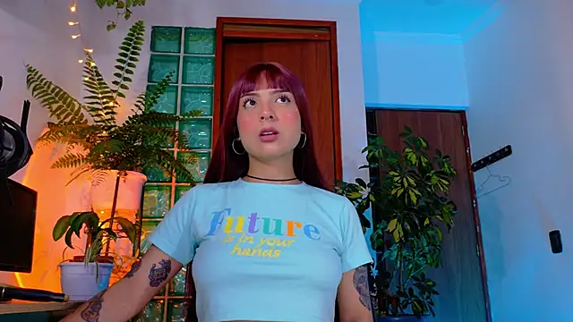 Yeriawaddell  online show from October 12, 2025, 1:18 am