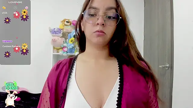 Snapshot of Valery7rose_ chatting on July 16, 2026, 2:58 pm Valery7rose online show from July 16, 2026, 2:58 pm