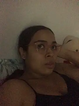 JuanaSimons online show from March 29, 2026, 1:51 am