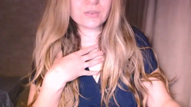 Snapshot of fiona_cute_2 chatting on October 3, 2025, 7:37 pm fiona cute 2 online show from October 3, 2025, 7:37 pm