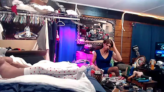 Brooke-lynn online show from January 7, 2025, 3:57 am