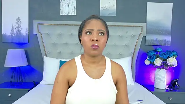 AlisonTravis online show from May 11, 2026, 3:41 am