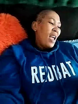 KINKYTEE20 online show from February 21, 2025, 7:23 am