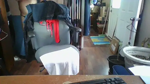 Daremeknot online show from February 19, 2025, 2:55 pm