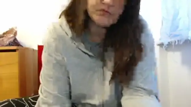 Snapshot of Lucinka1 chatting on March 19, 2026, 4:18 pm Lucinka1 online show from March 19, 2026, 4:18 pm