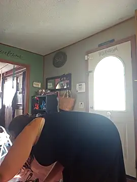 Snapshot of sweetkitty111 chatting on October 6, 2025, 7:47 pm sweetkitty111 online show from October 6, 2025, 7:47 pm