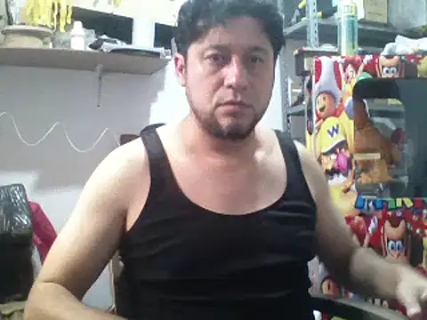 Snapshot of simpatico1000 chatting on February 16, 2025, 11:39 pm simpatico1000 online show from February 16, 2025, 11:39 pm